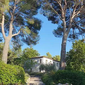 Lou Pantai, Bed And Breakfast, Delux Bedroom France